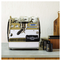 Thumbnail for Kaffeemaschine La Marzocco GS3 AV - Frontalansicht im Einsatz