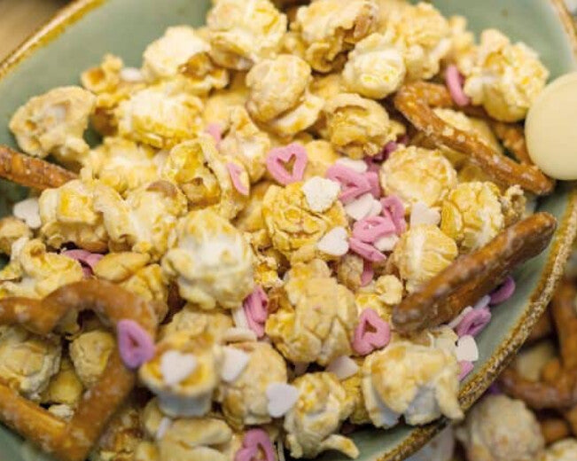 POTTKORN - Schmatzi für Schatzi, Popcorn mit weisser Schoki und Salzbrezeln